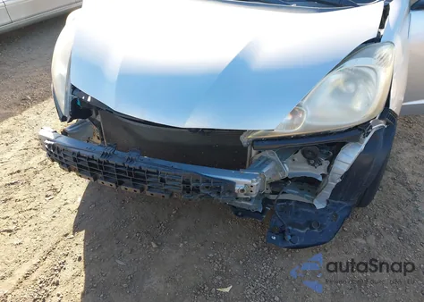 2011 Honda Fit Sport z USA, uszkodzony, nr VIN JHMGE8H69BC018133